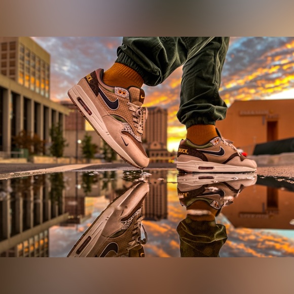 Meet your Posher, AMJ - Picture 2 of 16